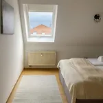 Raha - Ihr Rückzugsort Mit Panoramablick - Hbf - Vollausstattung - Privat Parkplatz Apartment