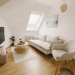 Apartment Raha - Ihr Rückzugsort Mit Panoramablick - Hbf - Vollausstattung - Privat Parkplatz Erfurt
