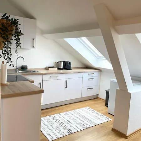 Raha - Ihr Rueckzugsort Mit Panoramablick - Hbf - Vollausstattung - Gratis Parkplatz Apartment *