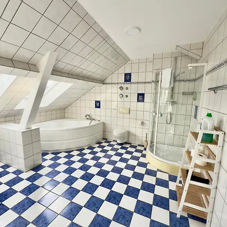 Raha - Ihr Rueckzugsort Mit Panoramablick - Hbf - Vollausstattung - Gratis Parkplatz Apartment *