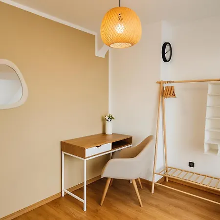 Apartamento Raha - Ihr Rueckzugsort Mit Panoramablick - Hbf - Vollausstattung - Privat Parkplatz Erfurt