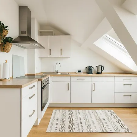 Raha - Ihr Rückzugsort Mit Panoramablick - Hbf - Vollausstattung - Privat Parkplatz Apartamento *