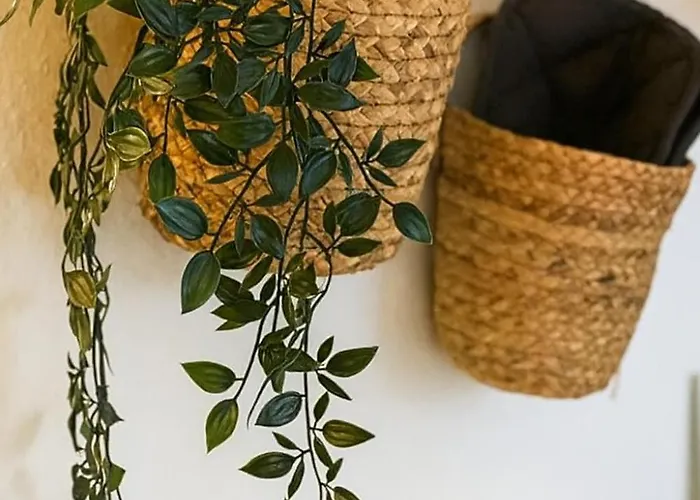 Raha - Ihr Rückzugsort Mit Panoramablick - Hbf - Vollausstattung - Privat Parkplatz Érfurt