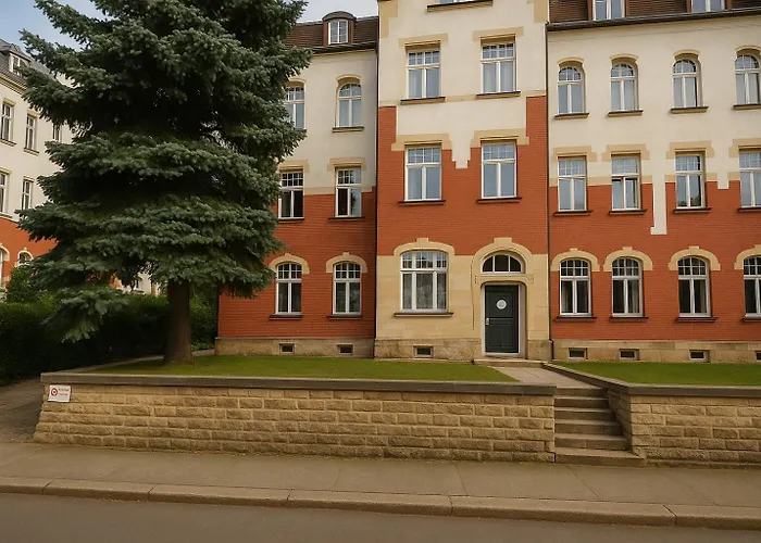 Raha - Ihr Rückzugsort Mit Panoramablick - Hbf - Vollausstattung - Privat Parkplatz